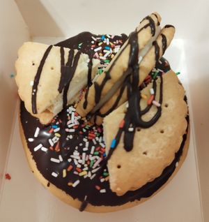  at Royal Donuts in Leipzig