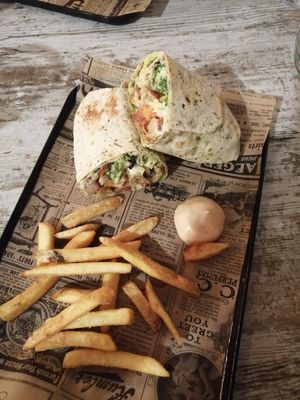 Chicken wrap at Bioloco in Madrid