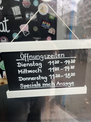 Neue Öffnungszeiten📌  at Bäristo Vegan Deli in Kiel