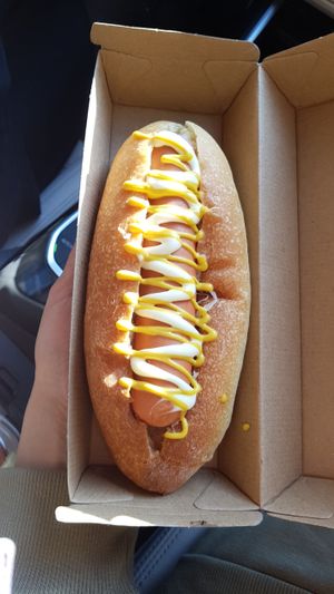 Vegan hot dog with heura sausage veganaise and mustard at Veganissim in Paris