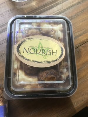 Meatballs, mashed potato’s and gravy. A-MAZ-ING at Nourish Deli & Bakery in St Albans