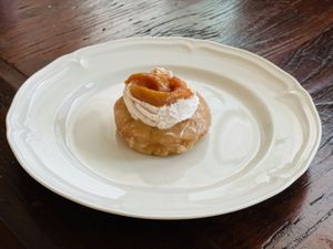 Took our and enjoyed at home. Still fresh and yum at O.verte Donuts 오베흐트 도넛 in Seoul