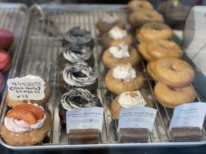 Yum donuts at O.verte Donuts 오베흐트 도넛 in Seoul