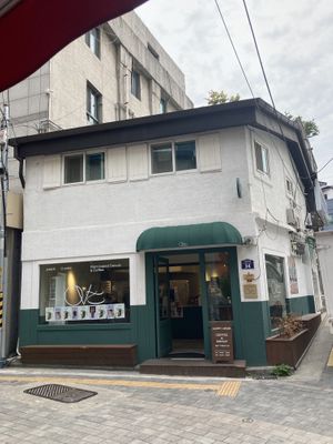   at O.verte Donuts 오베흐트 도넛 in Seoul