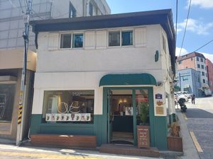 Overte Donuts at O.verte Donuts 오베흐트 도넛 in Seoul