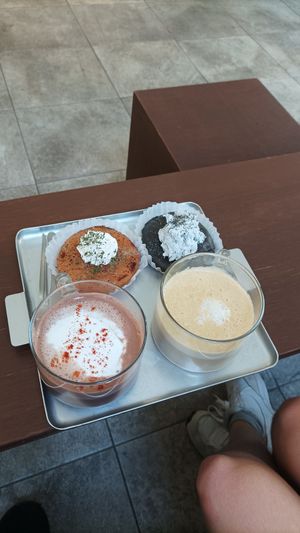 Garlic & Cream cheese + Black sesame & cream + hot vegan choco + pumkin spice latte at O.verte Donuts 오베흐트 도넛 in Seoul