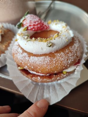 Strawberry shortcake donut #Veganuary at O.verte Donuts 오베흐트 도넛 in Seoul