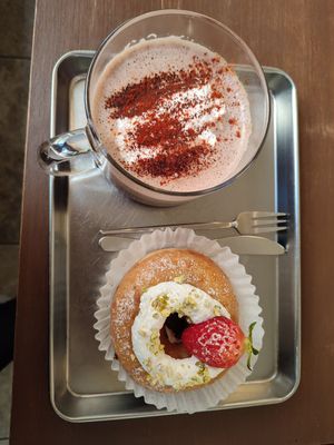 at O.verte Donuts 오베흐트 도넛 in Seoul