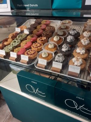  at O.verte Donuts 오베흐트 도넛 in Seoul