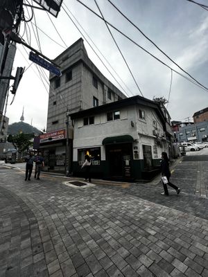   at O.verte Donuts 오베흐트 도넛 in Seoul
