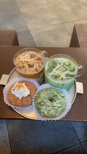 Earl grey donut, matcha crumble donut  at O.verte Donuts 오베흐트 도넛 in Seoul