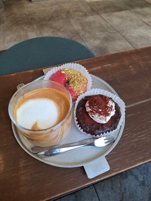  at O.verte Donuts 오베흐트 도넛 in Seoul