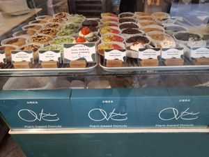  at O.verte Donuts 오베흐트 도넛 in Seoul