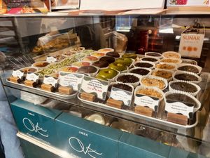Donut case  at O.verte Donuts 오베흐트 도넛 in Seoul