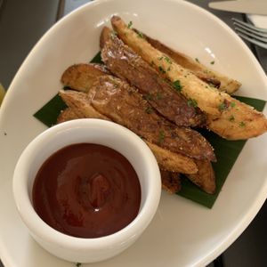 Potato Wedges at Mother Earth Vegan Hotel in Tamarindo