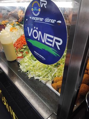  at Dönerqueen in Hamburg