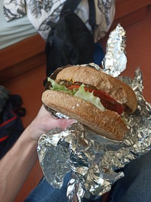 Broccoli burgir at Wege Gang in Lodz