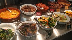 Buffet spread for bento at Greendot 绿一点 - Jurong Point 1 in West Singapore