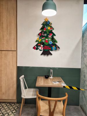 Dining area at Greendot 绿一点 - Jurong Point 1 in West Singapore