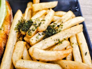 Fries at Greendot 绿一点 - Jurong Point 1 in West Singapore