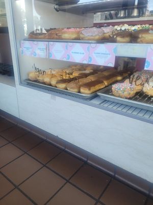 Vegan doughnuts at Friendly Doughnuts in Orange