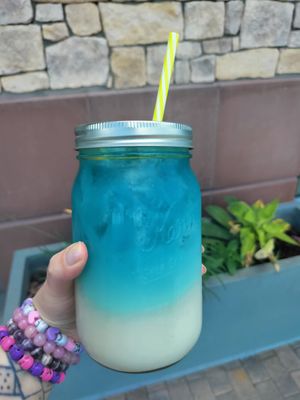 Blue Hawaiian at Wow Wow Hawaiian Lemonade in Livermore