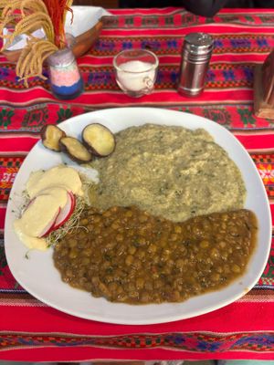 Main dish from the menu of the day at Govinda's in La Paz