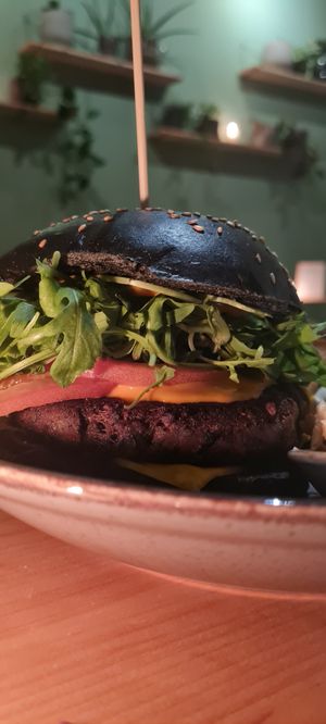 Burger 🍔 at Mana Food - Moabit in Berlin