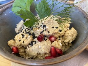 Humus  at Mana Food - Moabit in Berlin