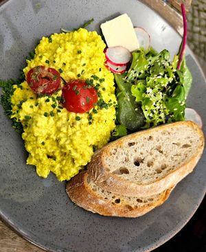 Scrambled vegg at Mana Food - Moabit in Berlin