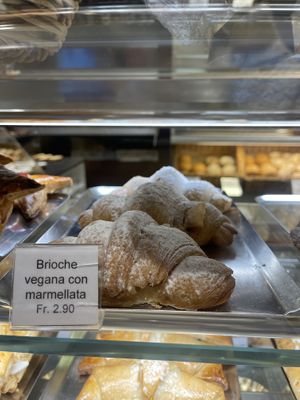   at De Giovanetti Renzo e Rosanna in Bellinzona