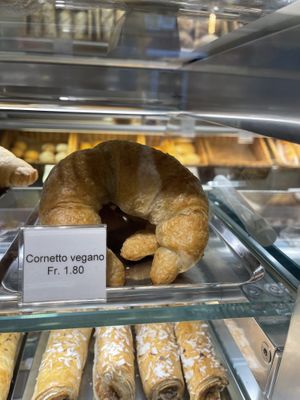   at De Giovanetti Renzo e Rosanna in Bellinzona