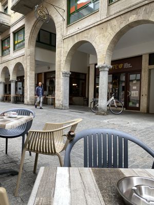   at De Giovanetti Renzo e Rosanna in Bellinzona