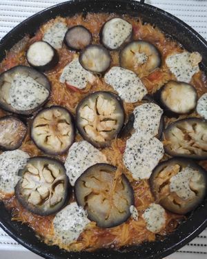 Fideuá de berenjenas con alioli de alga nori at Saboro Comida Consciente in Castellon De La Plana