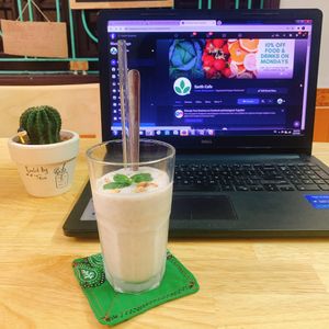 Banana shake  at Earth Cafe in Dong Hoi