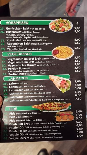 Veggie Döner and Dürüum are the two vegan options on the menu card at Tigris Döner Kebap in Wurzburg