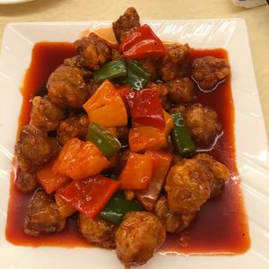 Deep fried gluten balls with pineapple in sweet and sour sauce at Ah Sin Vegetarian in Kowloon