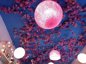 Local precioso :) at Okashi Sanda in Madrid