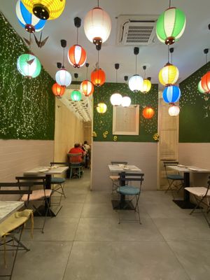Interior verano   at Okashi Sanda in Madrid