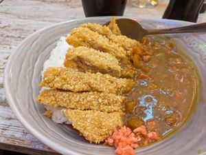 Vegan katsu curry at Okashi Sanda in Madrid