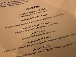 vegan pizza  at La Brocca in Homburg