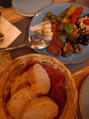 Vegane Antipasti platte at La Brocca in Homburg