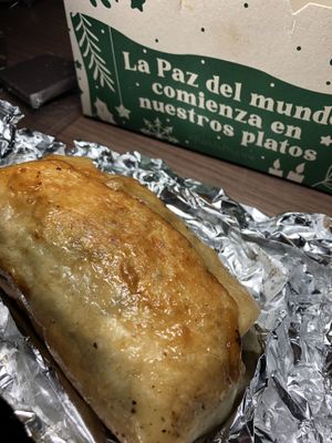 burrito delivery  at La Jungla Veg in Bucaramanga