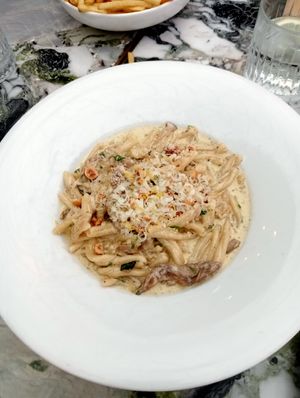 Vegan creamy mushroom pasta at 8 at Trinity in Morisset Park