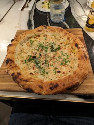 Garlic Pizza (with vegan cheese) at 8 at Trinity in Morisset Park