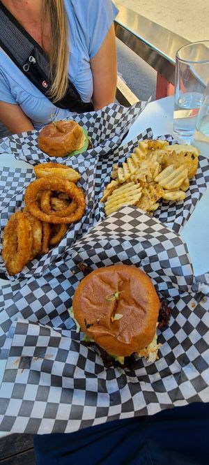Pulled pork, onion rings, waffle fries (with mayo of course) and Smash burger at Burger Fiancé in Montreal