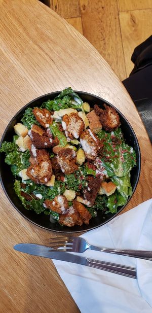 Caesar with ch*cken bites at Burger Fiancé in Montreal