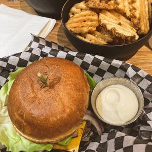Cheese burger, Mayo and waffle fries  at Burger Fiancé in Montreal