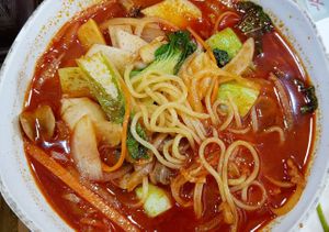 Vegetable Jjamppong 야채짬뽕 at Hwang-Geumlyong 황금룡 in Seoul