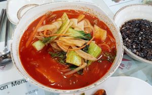 Vegetable Jjamppong 야채짬뽕 at Hwang-Geumlyong 황금룡 in Seoul